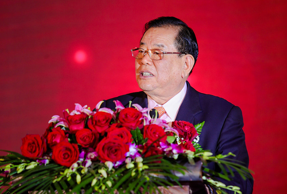 德業(yè)人將用心堅守使命,<br>為實現(xiàn)夢想不懼櫛風沐雨、砥礪前行。